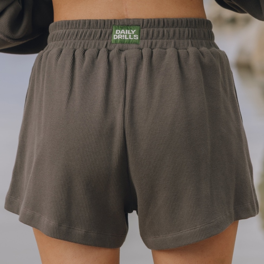 Daily drills thermal resort shorts